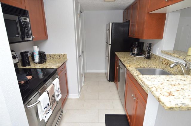10200 GANDY BOULEVARD N 1225, St Petersburg, FL 33702