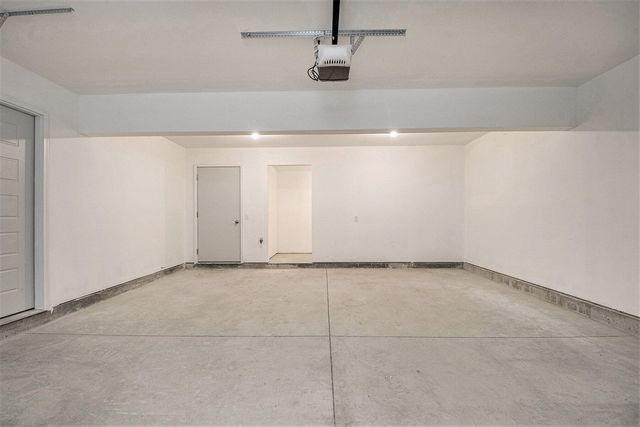 7515 Legend Court, Caledonia, MI 49316