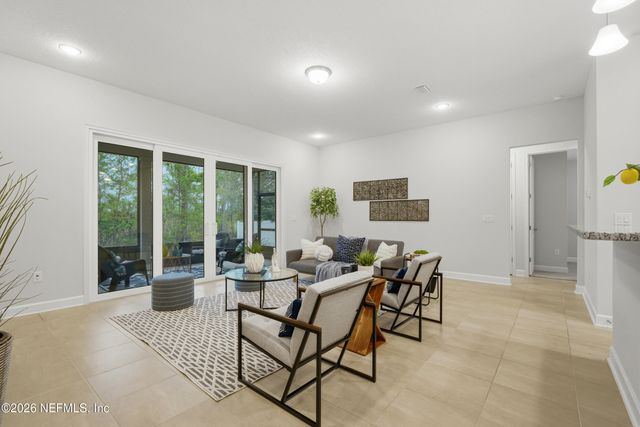 387 JENNIE LAKE Court, St. Johns, FL 32095