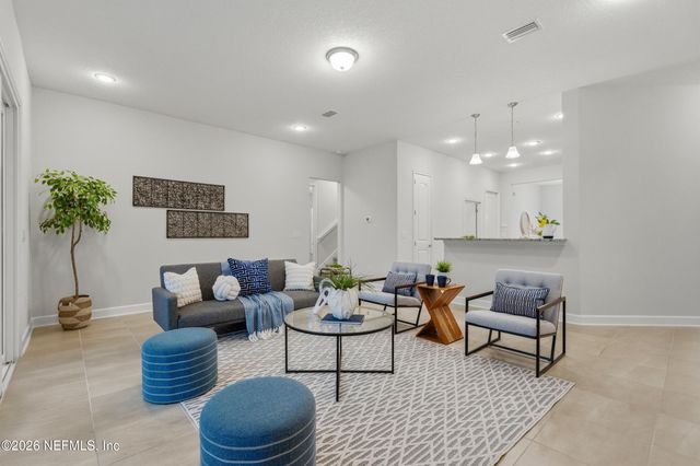 387 JENNIE LAKE Court, St. Johns, FL 32095