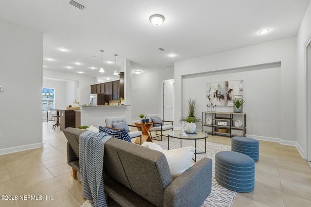 387 JENNIE LAKE Court, St. Johns, FL 32095