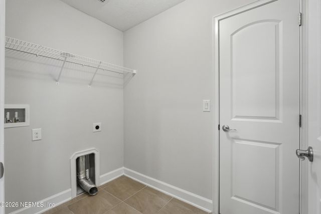 387 JENNIE LAKE Court, St. Johns, FL 32095