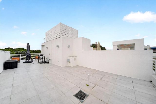 455 NE 39th 311, Miami, FL 33137