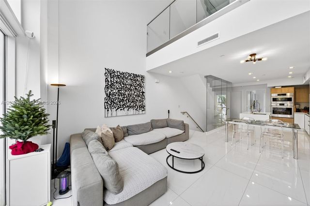 455 NE 39th 311, Miami, FL 33137