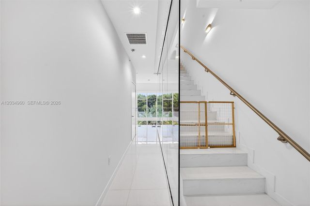 455 NE 39th 311, Miami, FL 33137