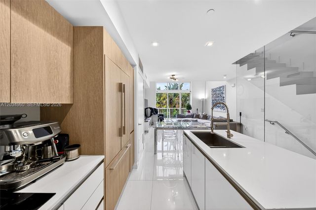 455 NE 39th 311, Miami, FL 33137