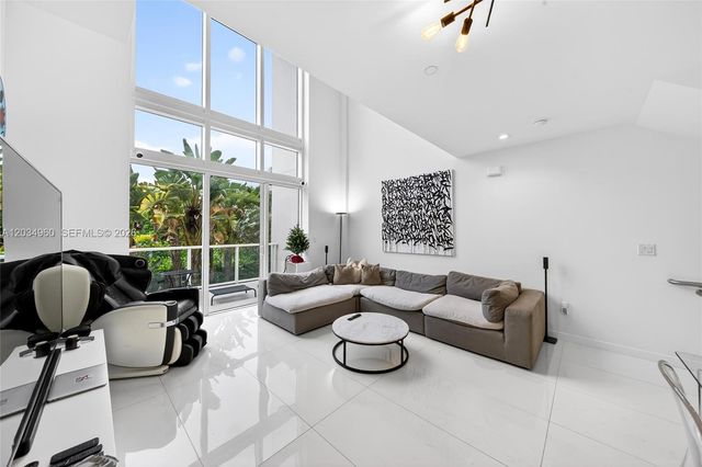 455 NE 39th 311, Miami, FL 33137