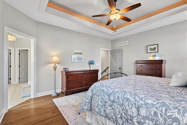 15826 W 165th Terrace, Olathe, KS 66062