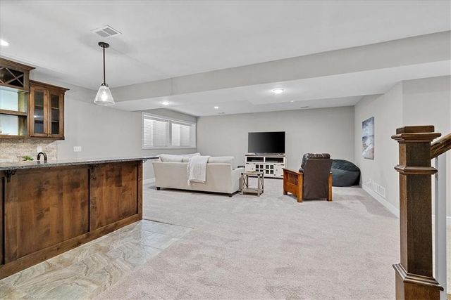 15826 W 165th Terrace, Olathe, KS 66062