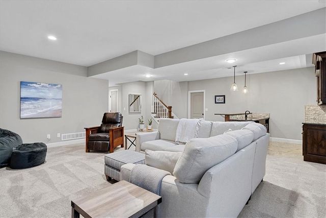 15826 W 165th Terrace, Olathe, KS 66062