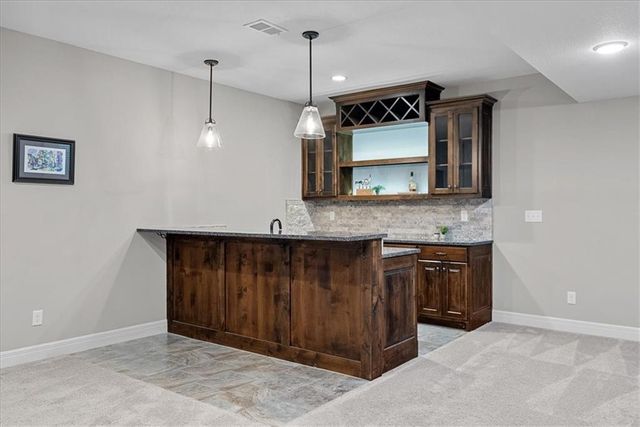 15826 W 165th Terrace, Olathe, KS 66062