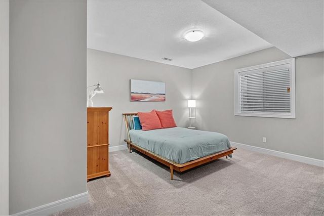 15826 W 165th Terrace, Olathe, KS 66062