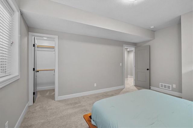 15826 W 165th Terrace, Olathe, KS 66062