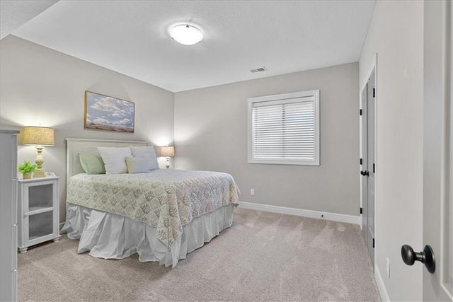 15826 W 165th Terrace, Olathe, KS 66062