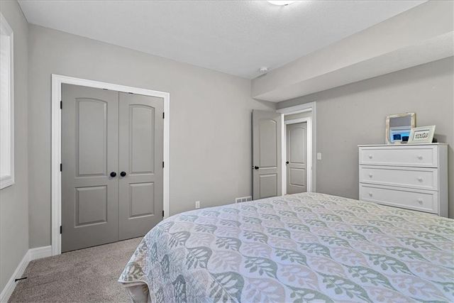 15826 W 165th Terrace, Olathe, KS 66062