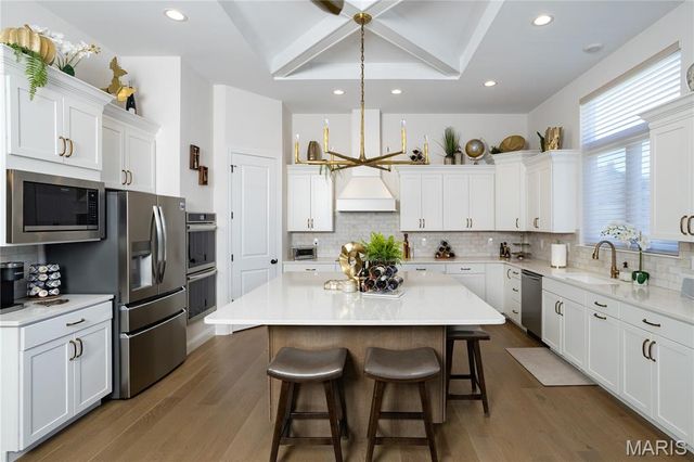 213 Westleigh Court, Wentzville, MO 63385