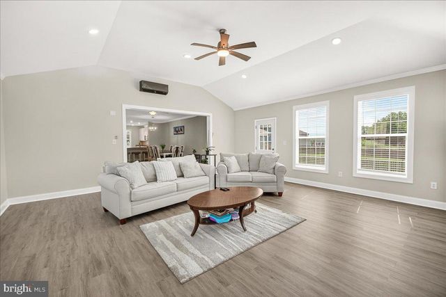 10042 ROULETTE DRIVE DR, Hagerstown, MD 21740