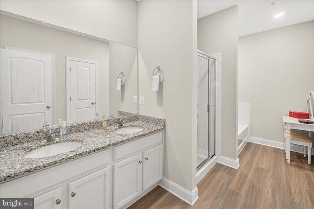 10042 ROULETTE DRIVE DR, Hagerstown, MD 21740