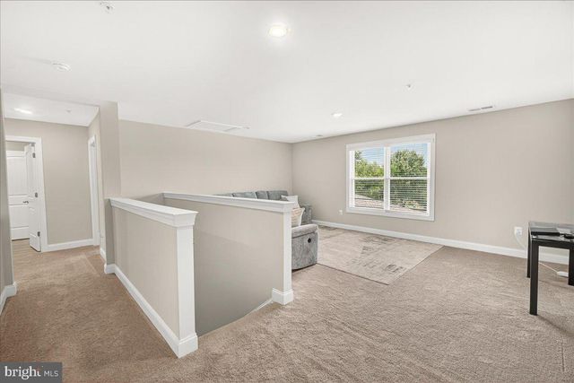 10042 ROULETTE DRIVE DR, Hagerstown, MD 21740