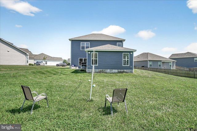 10042 ROULETTE DRIVE DR, Hagerstown, MD 21740