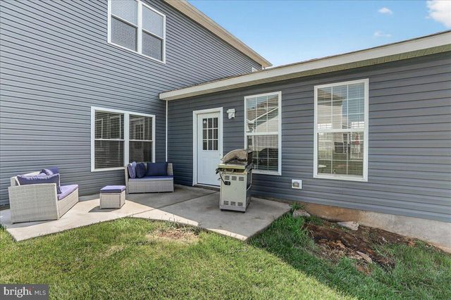 10042 ROULETTE DRIVE DR, Hagerstown, MD 21740