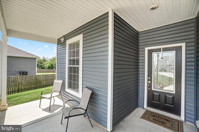 10042 ROULETTE DRIVE DR, Hagerstown, MD 21740