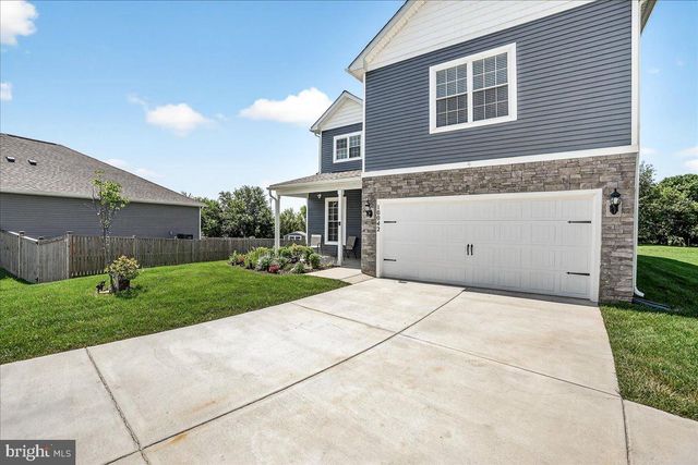 10042 ROULETTE DRIVE DR, Hagerstown, MD 21740