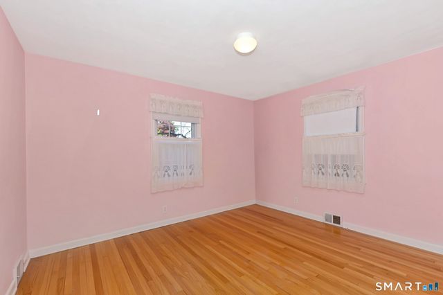 12 Greenfield Drive, Ansonia, CT 06401