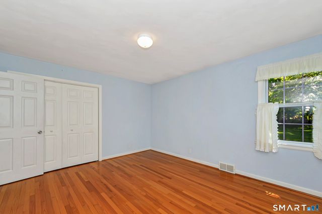 12 Greenfield Drive, Ansonia, CT 06401