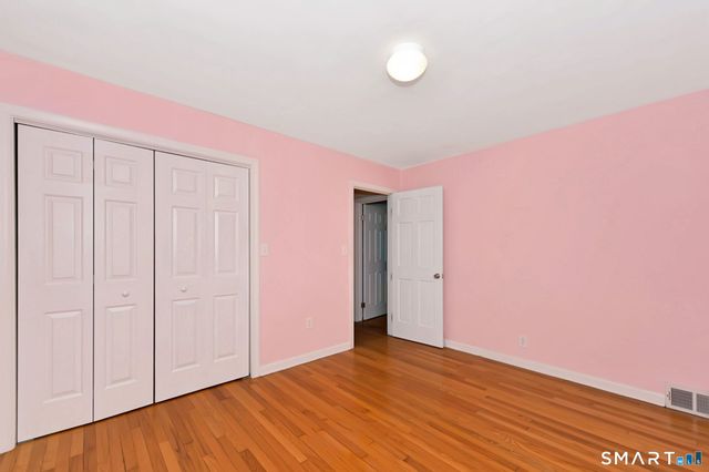 12 Greenfield Drive, Ansonia, CT 06401