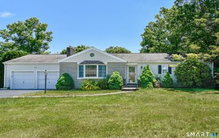 12 Greenfield Drive, Ansonia, CT 06401