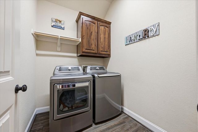 825 Broadhead Road, Waxahachie, TX 75165