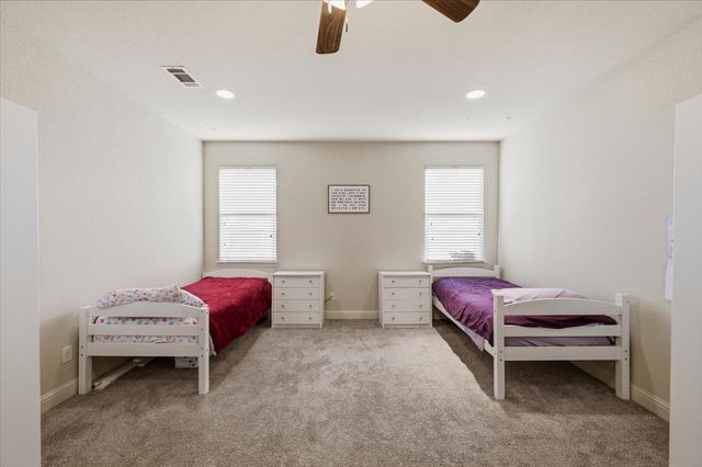 825 Broadhead Road, Waxahachie, TX 75165