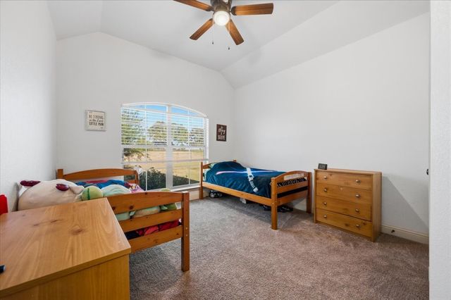 825 Broadhead Road, Waxahachie, TX 75165