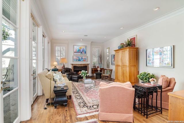 122 Chester St Apt 2, San Antonio, TX 78209