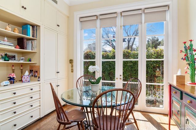 122 Chester St Apt 2, San Antonio, TX 78209