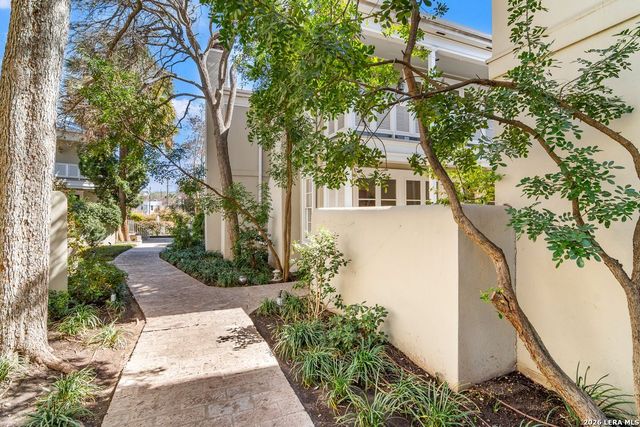 122 Chester St Apt 2, San Antonio, TX 78209