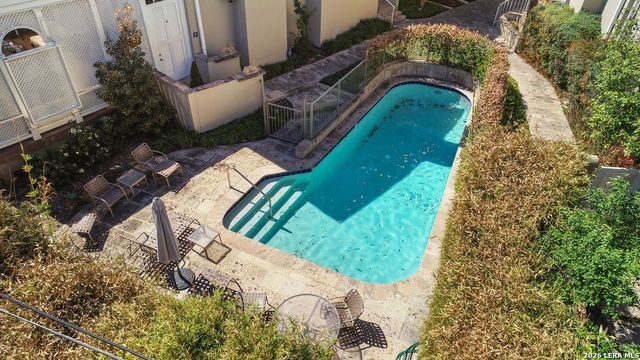 122 Chester St Apt 2, San Antonio, TX 78209