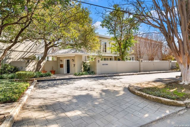 122 Chester St Apt 2, San Antonio, TX 78209