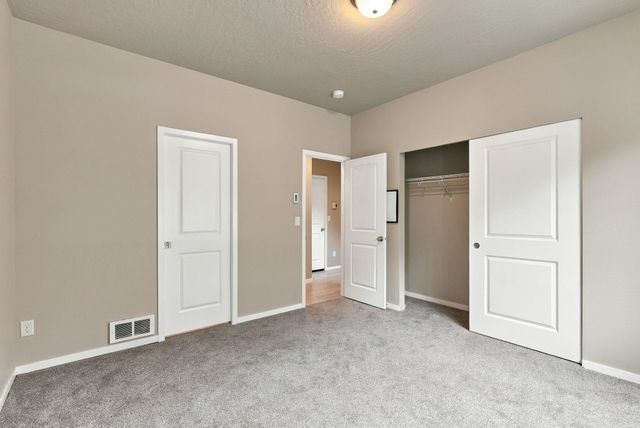 2121 W Bridge Ave, Spokane, WA 99201