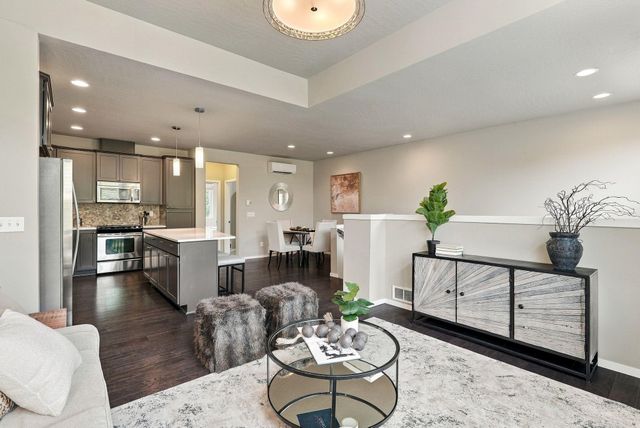 2121 W Bridge Ave, Spokane, WA 99201