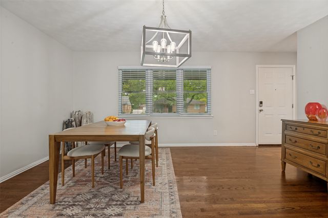 2730 Larkspur Lane, Dallas, TX 75233