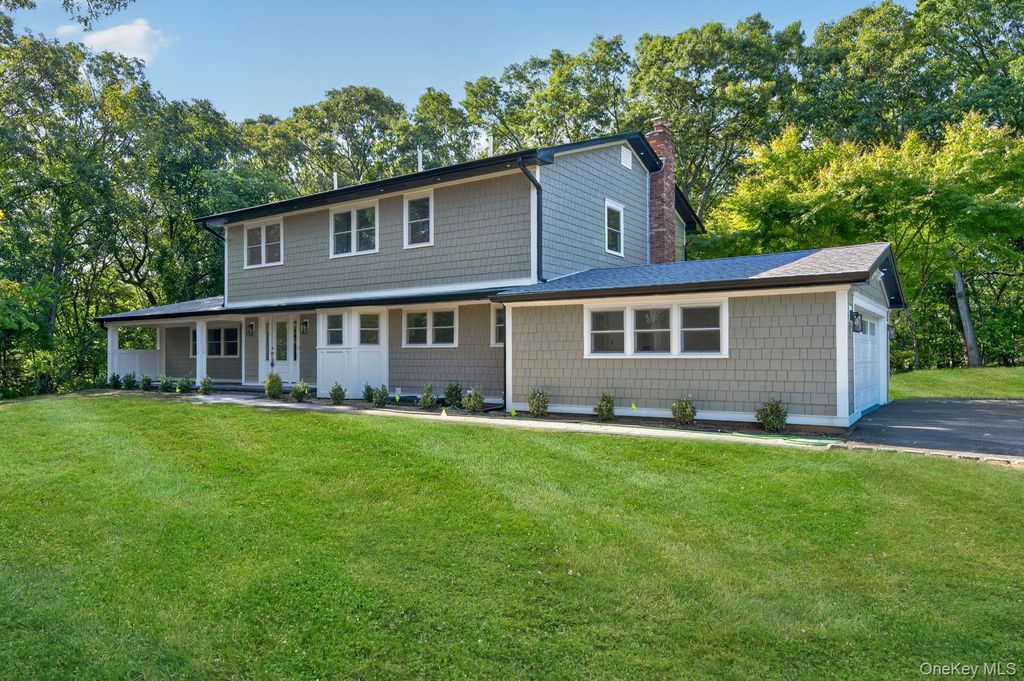 5 Truesdale Court, Northport, NY 11768 — photo 2