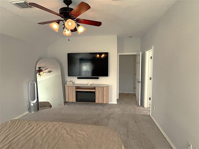 8426 Hunters Village Drive, Humble, TX 77346