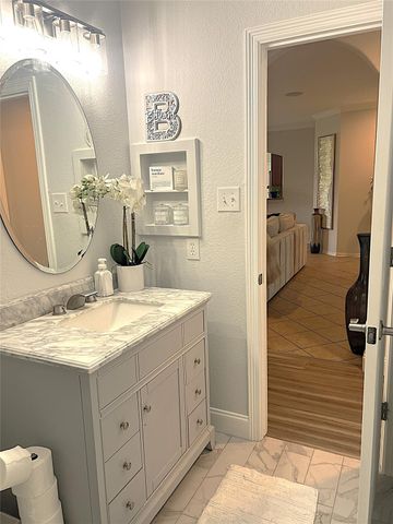 8426 Hunters Village Drive, Humble, TX 77346