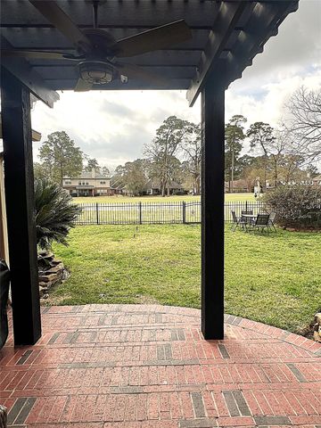 8426 Hunters Village Drive, Humble, TX 77346