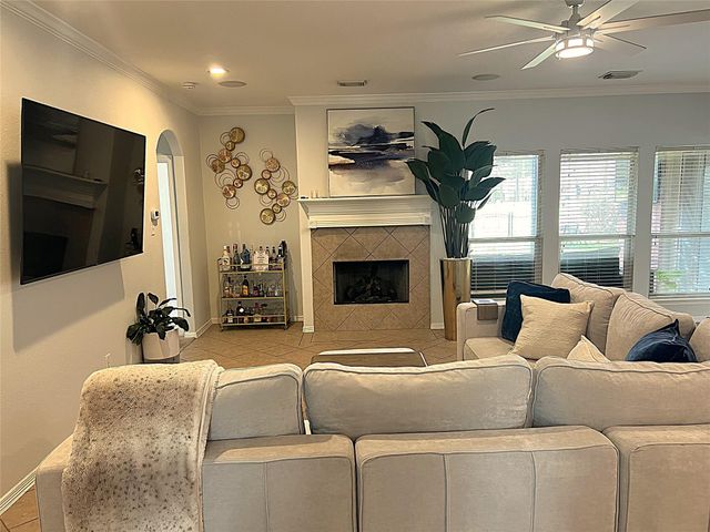 8426 Hunters Village Drive, Humble, TX 77346