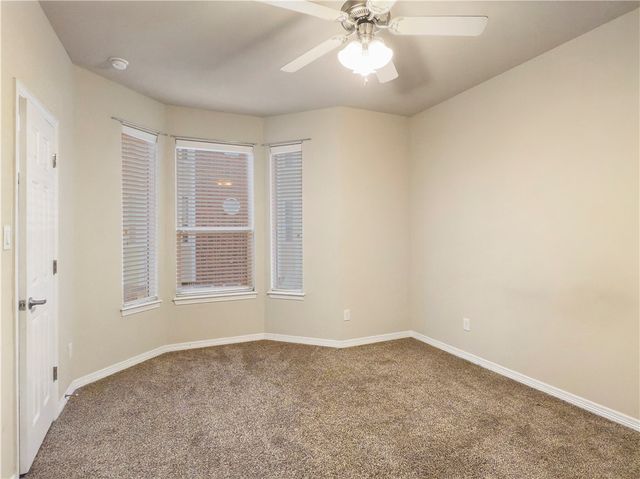 1198 Jones Butler Road 1105, College Station, TX 77840