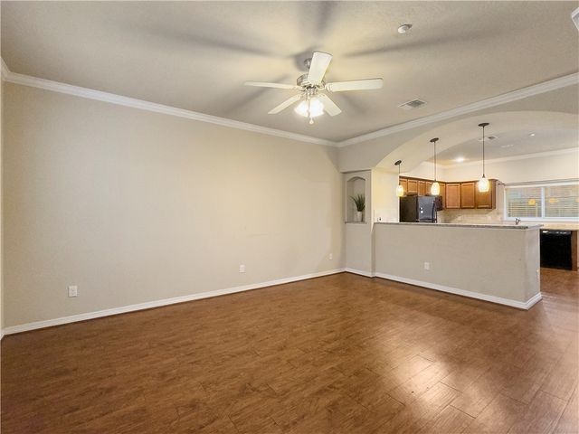 1198 Jones Butler Road 1105, College Station, TX 77840