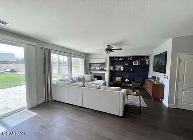 10546 Circle Oaks Court, Reno, NV 89521